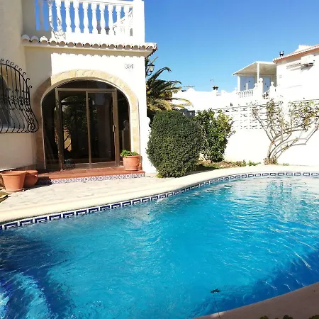 Vila Adel Locdenia *