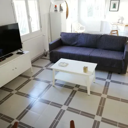 Adel Locdenia * Els Poblets