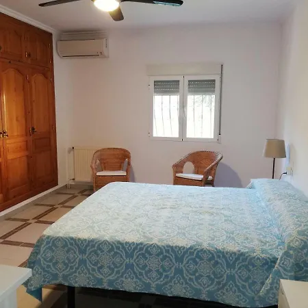 Villa Adel Locdenia